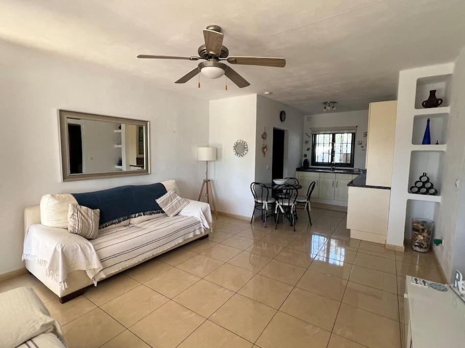 Casa Mo, 2 Bedroom Apartment Close To The Beach Puerto del Carmen  Zewnętrze zdjęcie
