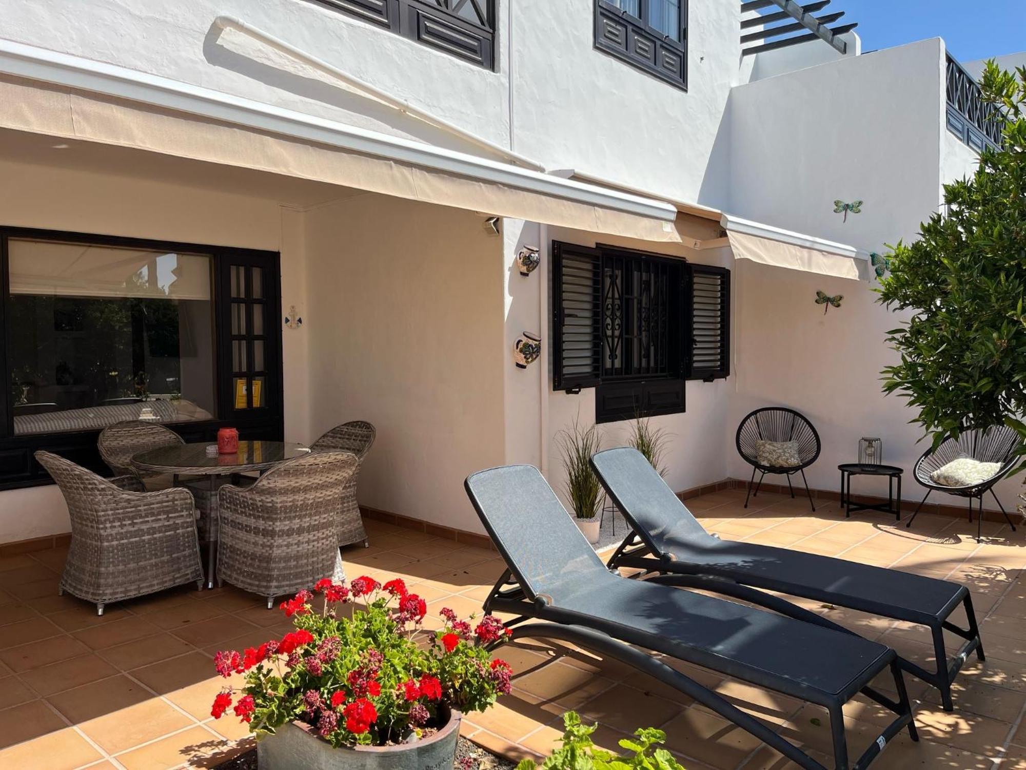 Casa Mo, 2 Bedroom Apartment Close To The Beach Puerto del Carmen  Zewnętrze zdjęcie